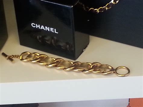 braccialetto chanel con strasse del 1988 bigiotteria|Confronta i prezzi di Bracciale rigido CC 1986.